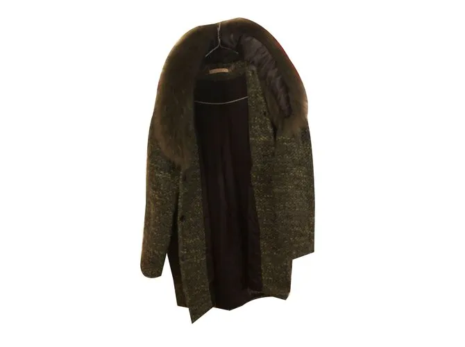 Alice + Olivia Capa Verde 