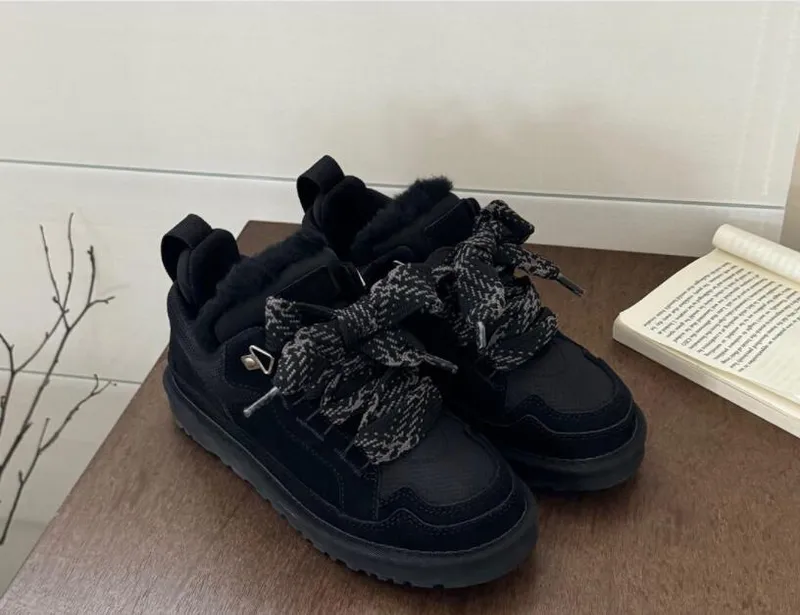 Autumn Winter Low Mel Botas informales zapatos Mujeres botas de nieve Top acogedor de piel de oveja Venta de Sport Botas casuale