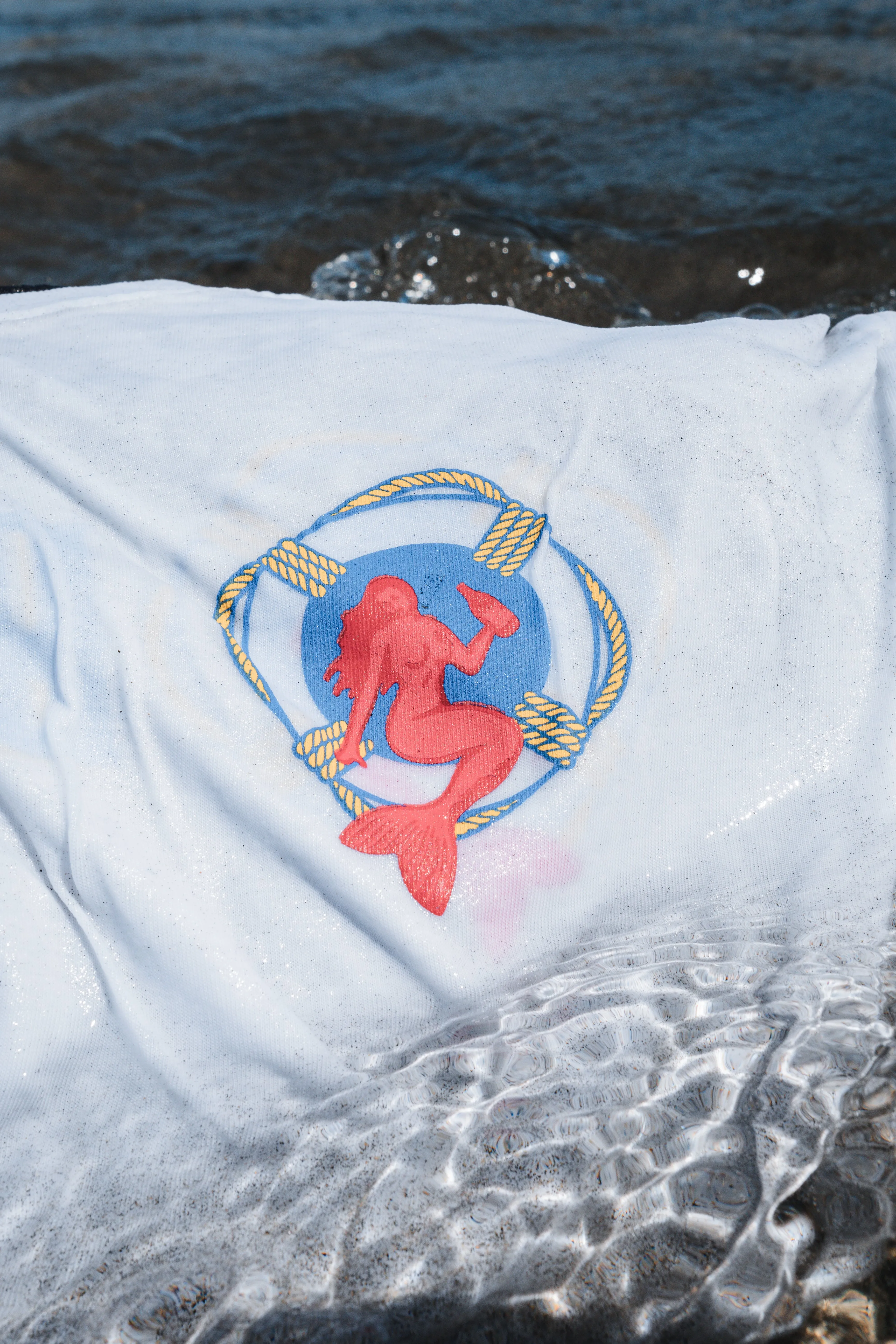 Babes Barrels Ballenas Manga Larga