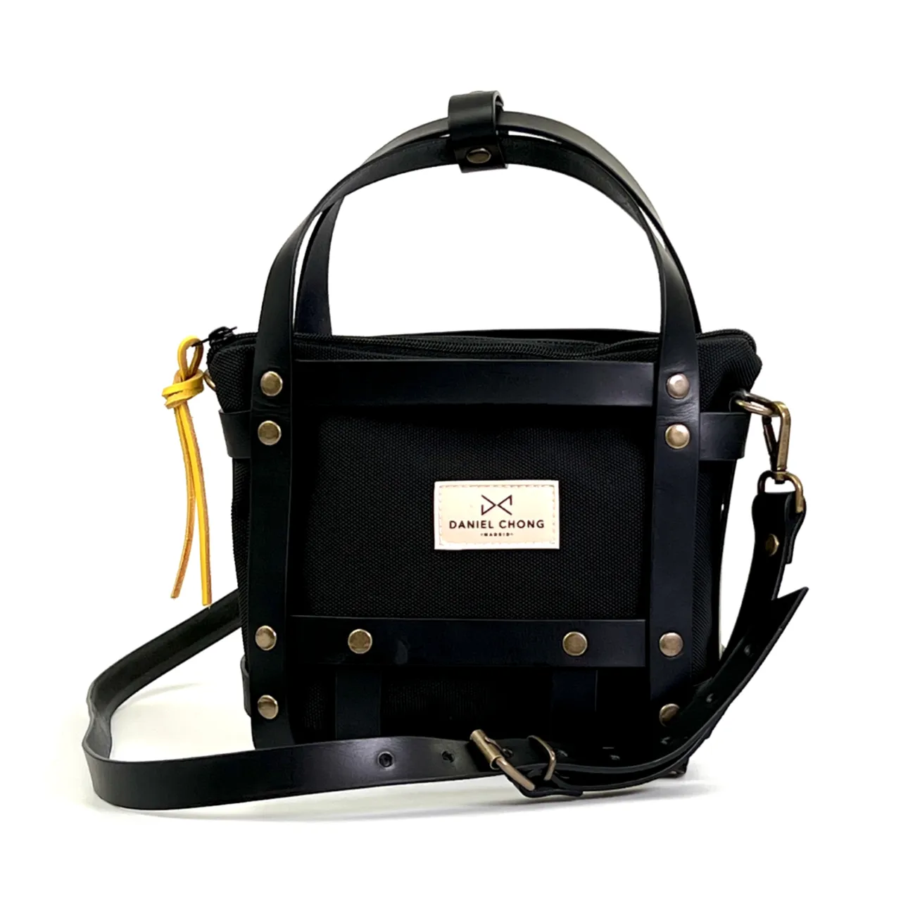 BOLSO ARNS PIEL NEGRO