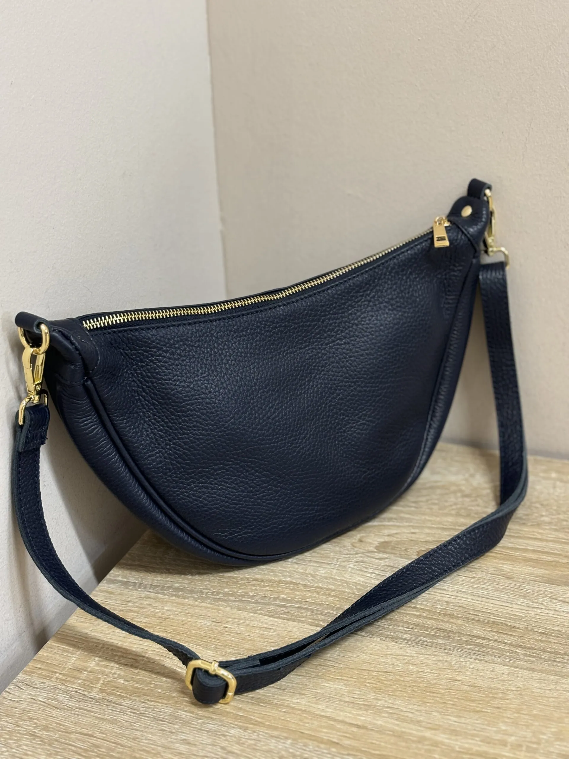 Bolso Media Luna Piel Marino