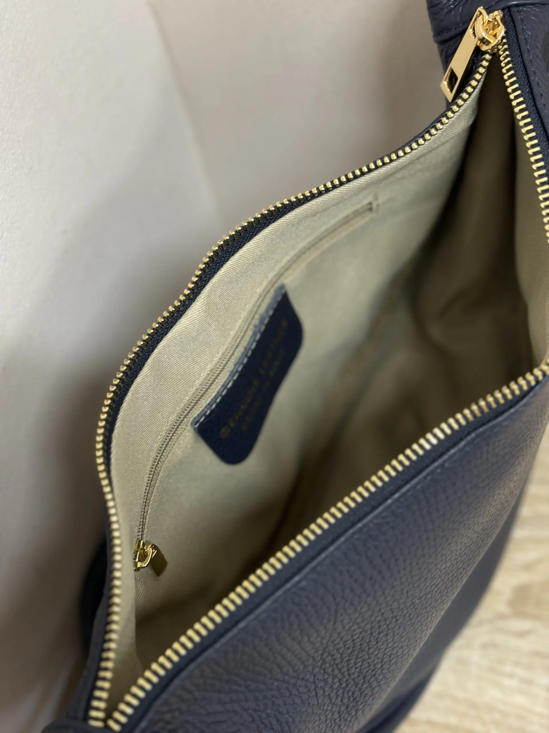 Bolso Media Luna Piel Marino