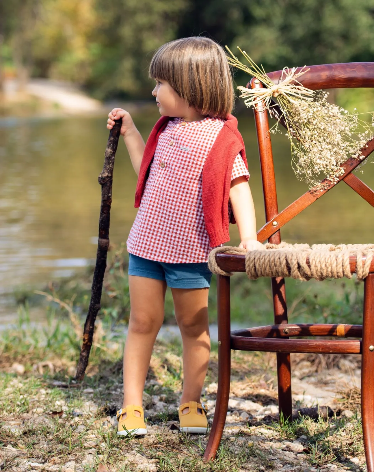 Boy set. Terracotta shirt and blue pants.