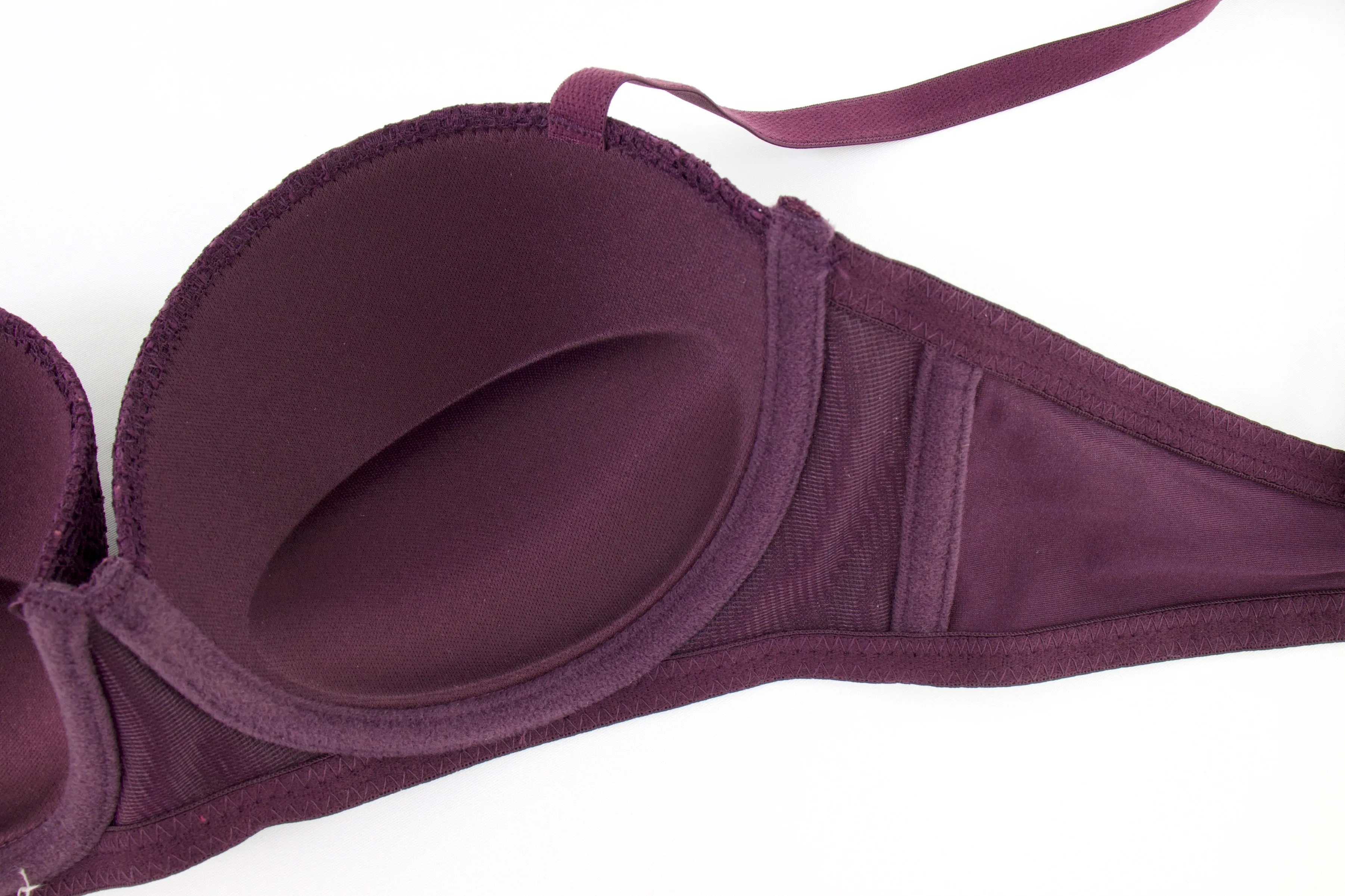 BRA MEDIA COPA CON PUSHUP Y DETALLE DE ENCAJE IB7287