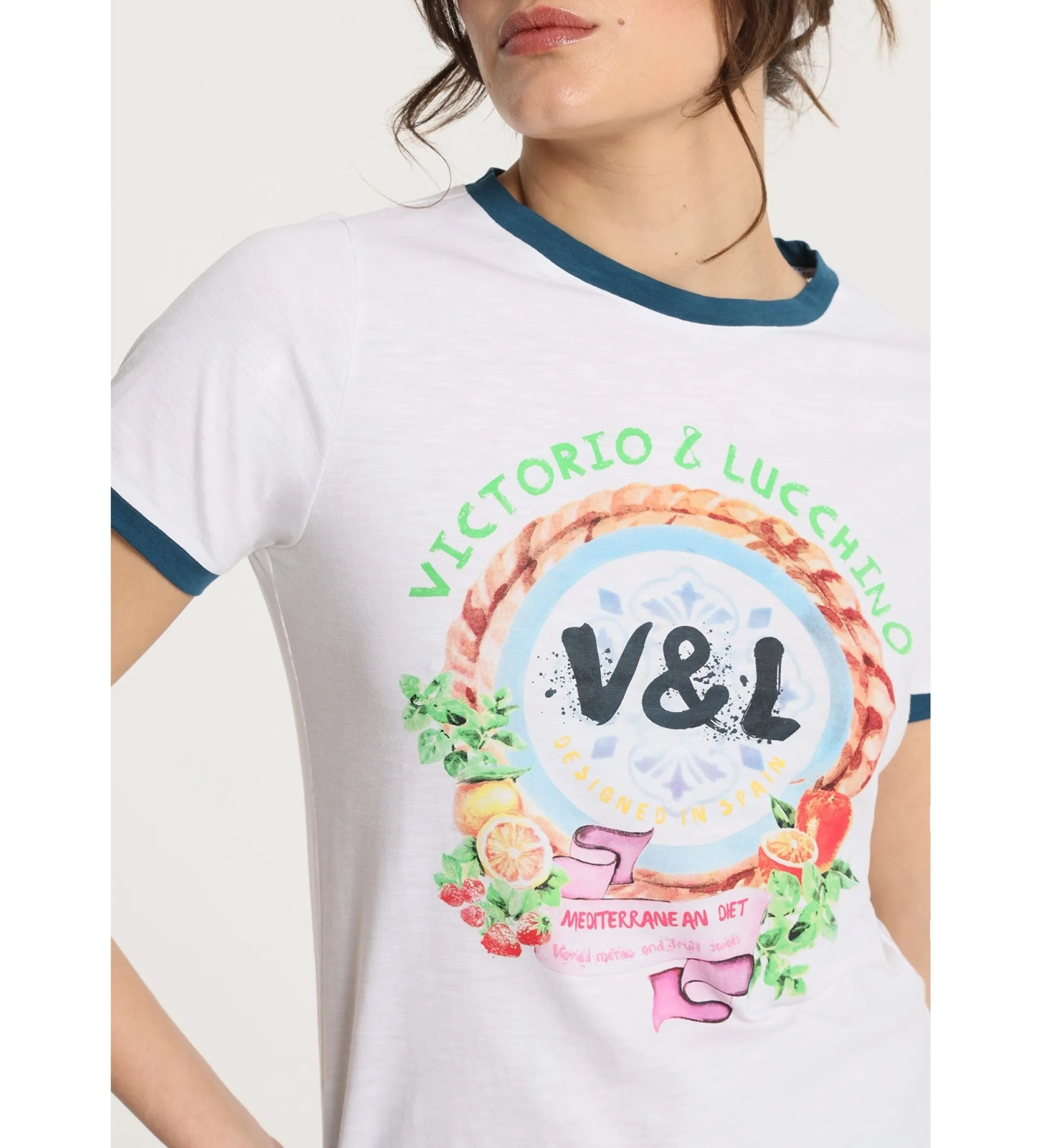 Camiseta de manga corta estilo mediterraneo blanco