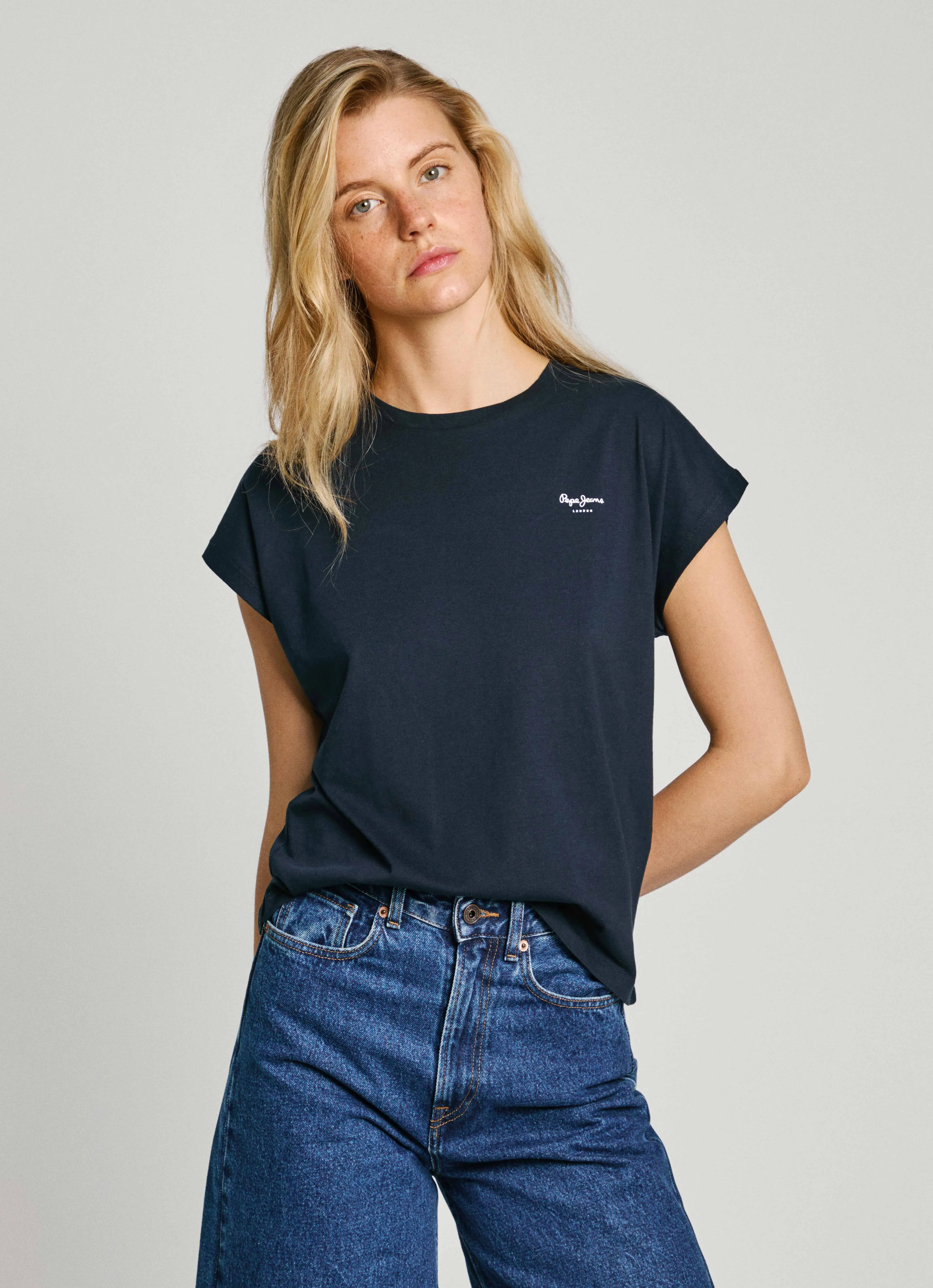 camiseta logo estampado fit slim
