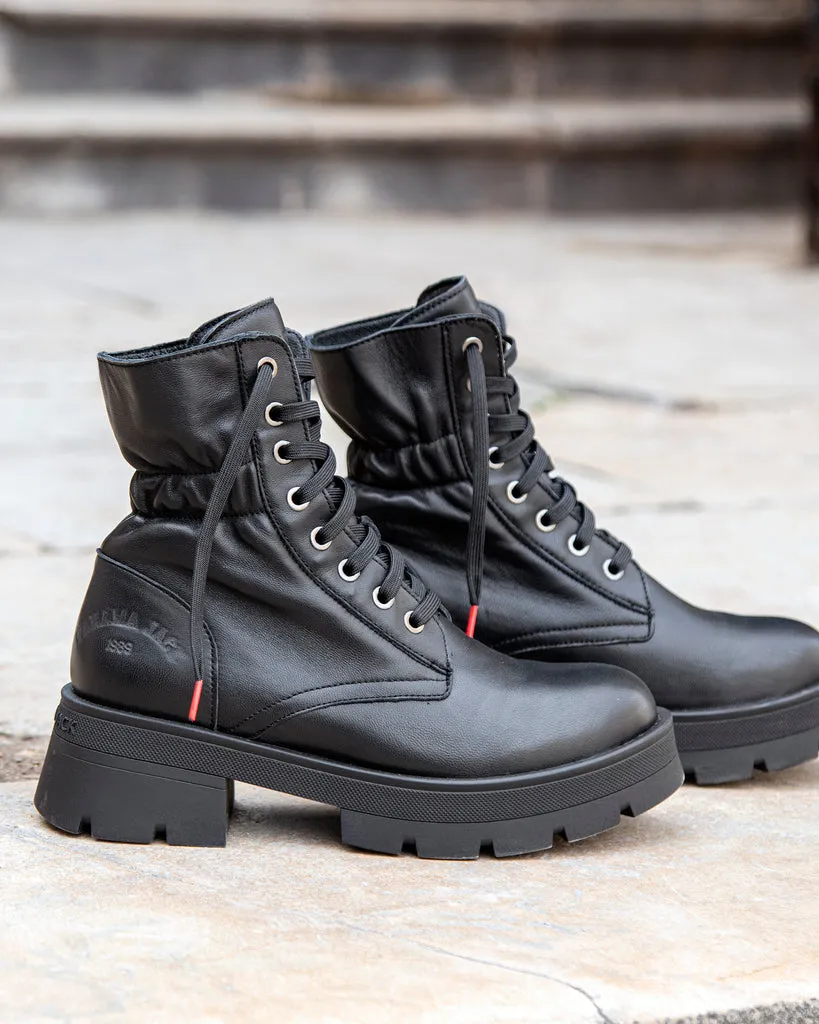 Clementine B3 Botas de piel con forro interior de piel.