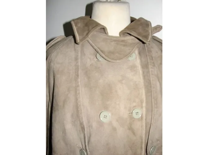 Dolce & Gabbana Gamuza forrada de seda(cuero precioso) Capa Beige 
