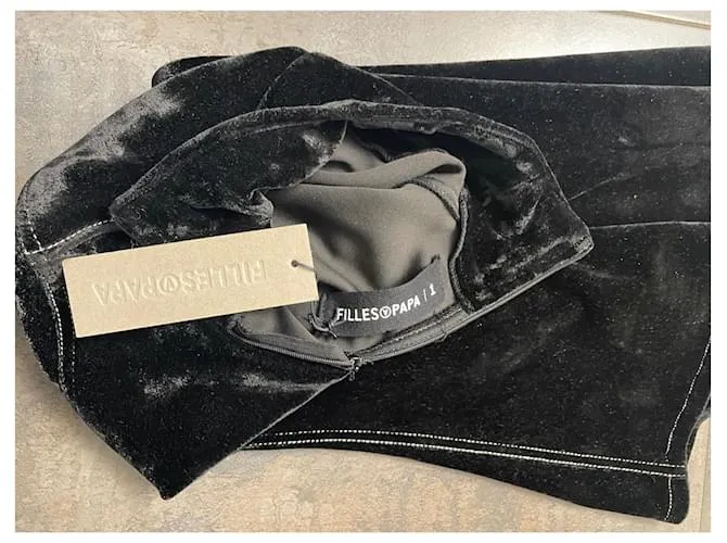 Filles à Papa Prendas de punto Negro 