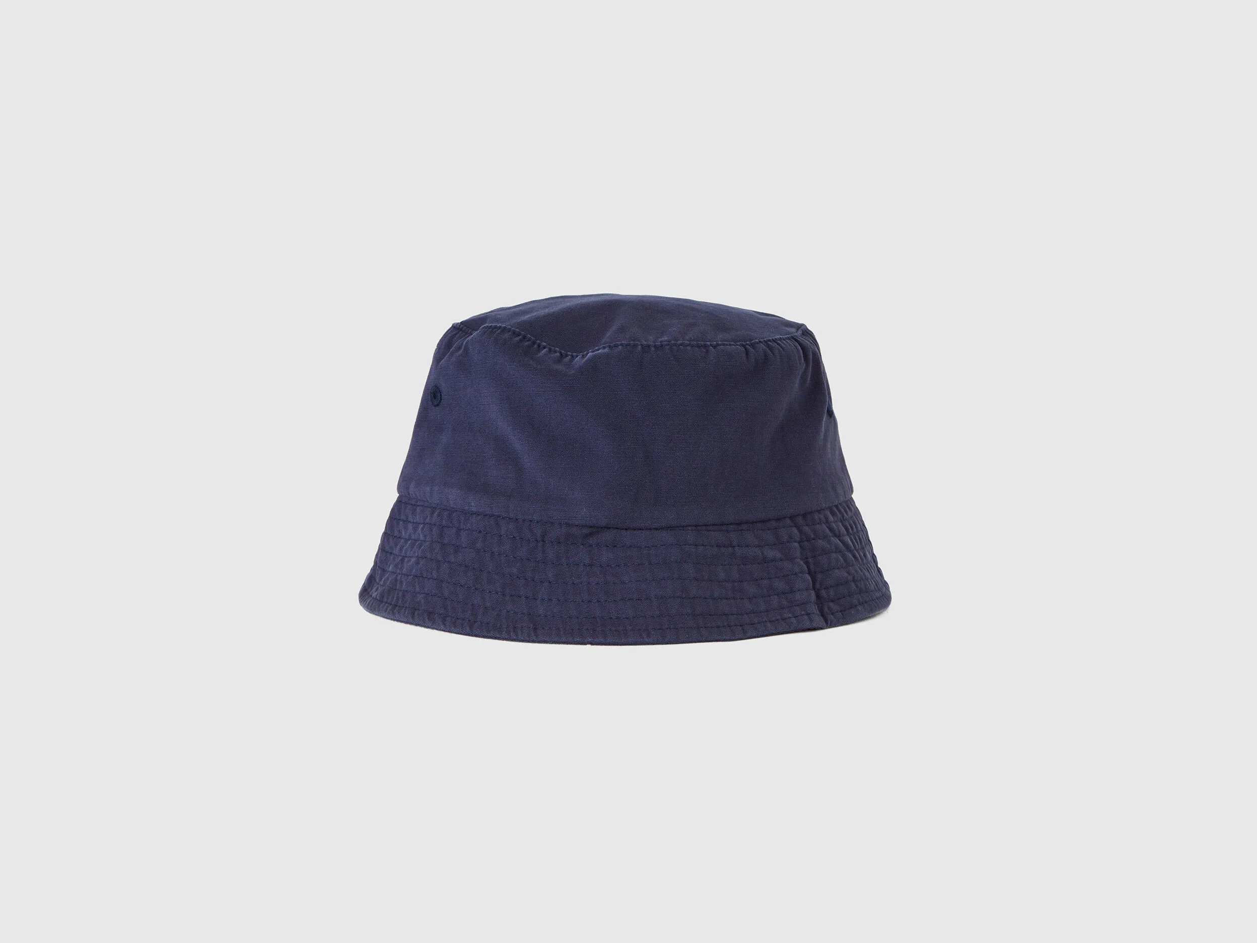 Gorro pescador con bordado de logotipo