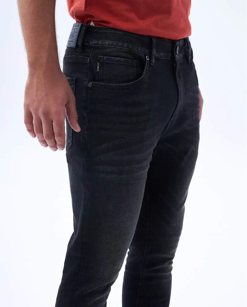Jean Skinny fit tono negro para hombre