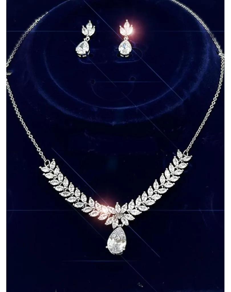 JOYAS MADRINAS BODAS COLLAR Y PENDIENTES DISEÑO ESPIGA CIRCONITAS