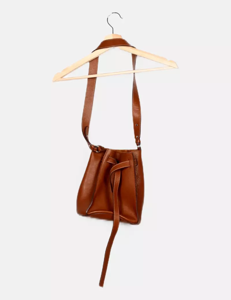 Massimo Dutti Bolso marrón de piel