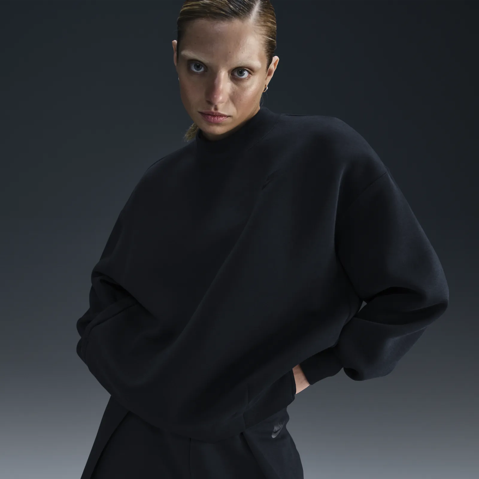 Nike Tech Fleece Oversized Crewneck Sweatshirt