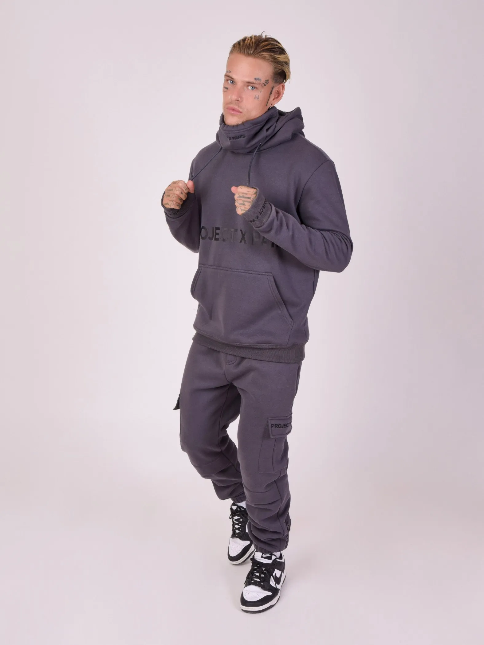 Pantalones de chándal estilo cargo básicos