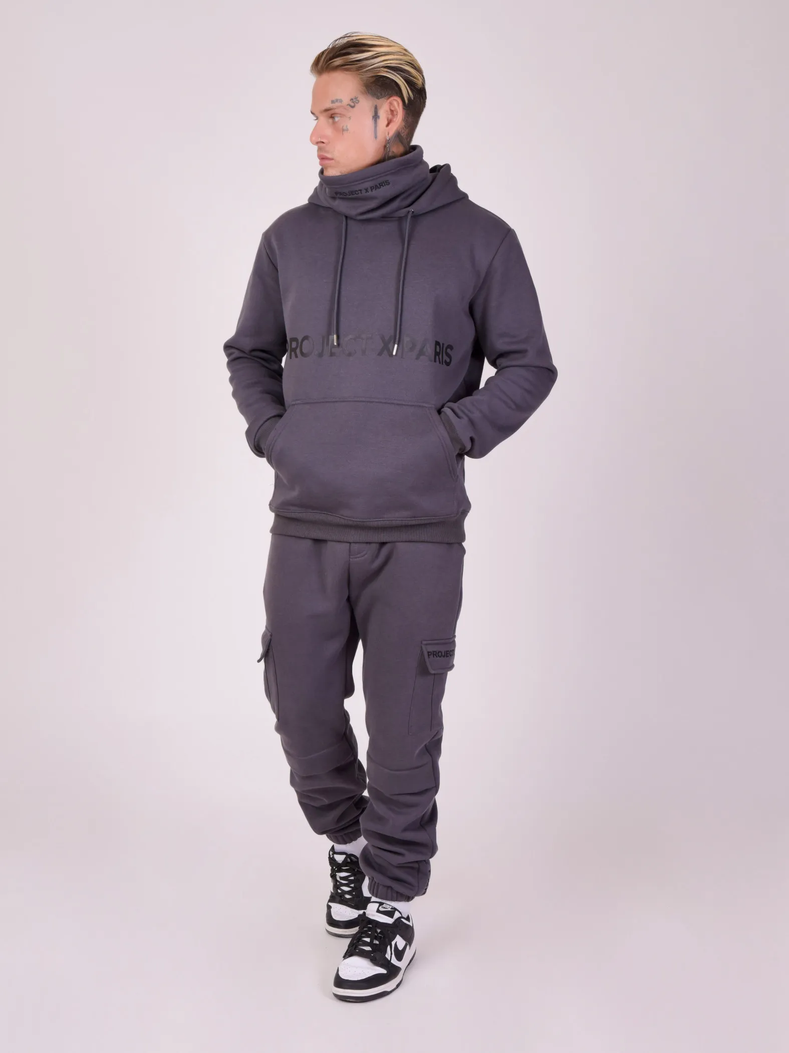 Pantalones de chándal estilo cargo básicos