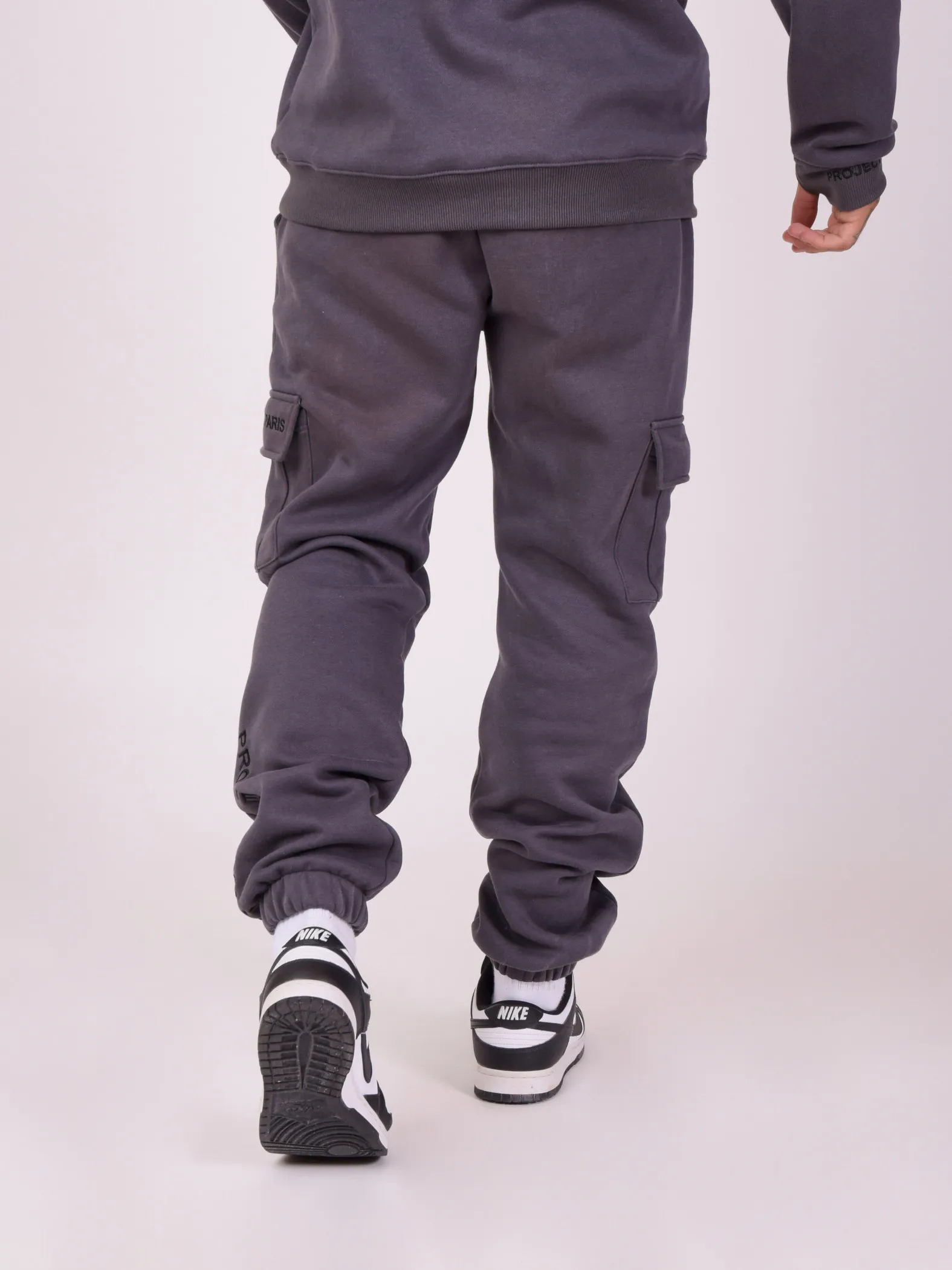 Pantalones de chándal estilo cargo básicos
