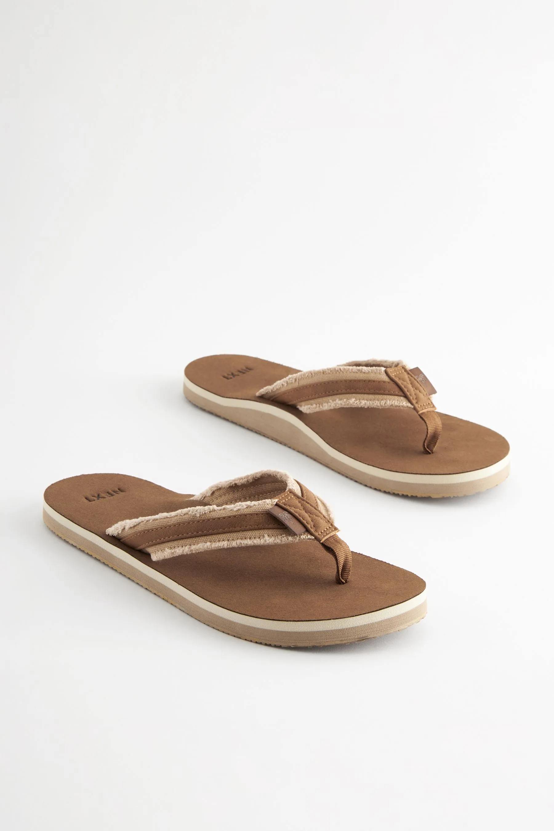 TOSTADO/MARRóN  CHANCLAS