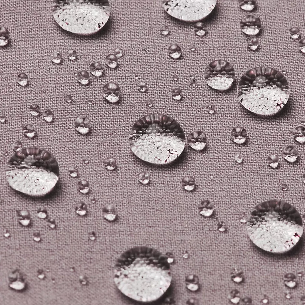 UNDER ARMOUR OUTRUN THE STORM CHAQUETA  AW24