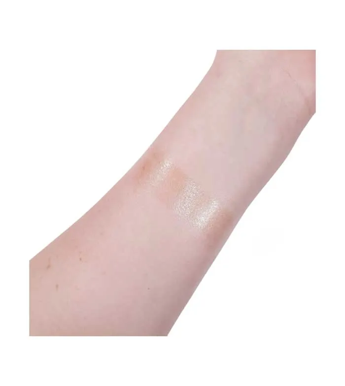 XX REVOLUTION  ILUMINADOR EN CREMA DAYDREAM DEW